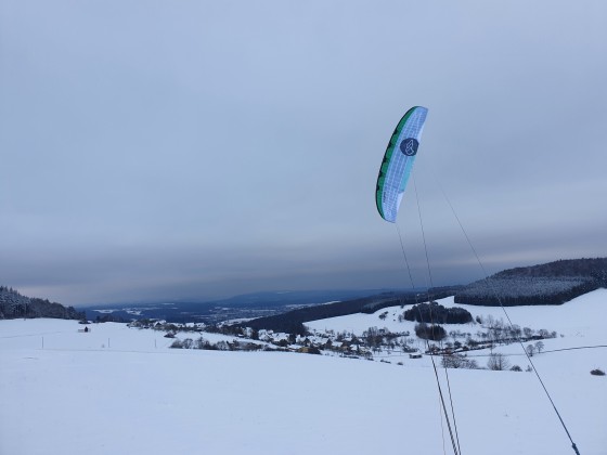 Snowkiten Schwäbische Alb Stetten mit dem Soul 12.0 Flysurfer