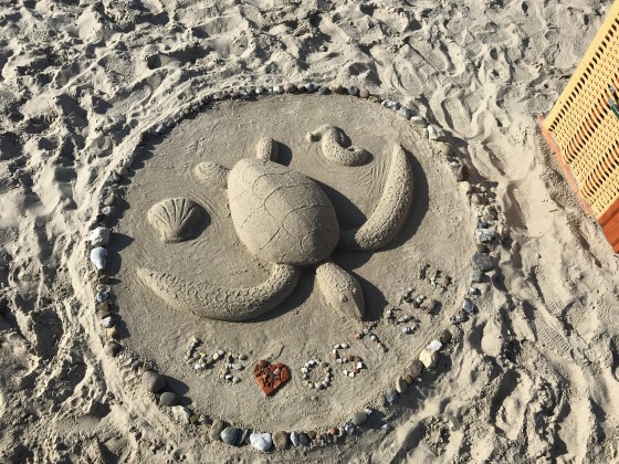 WE <3 OSTSEE - Unser Sandkunstwerk 2019