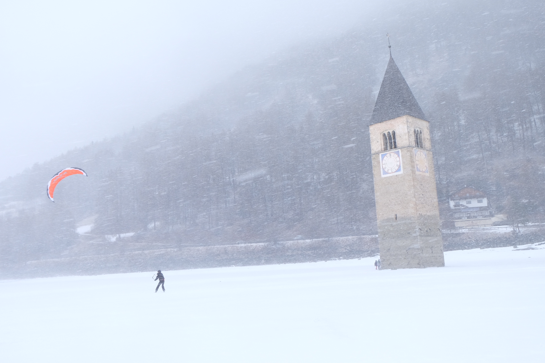 Schneegestöber am Reschen