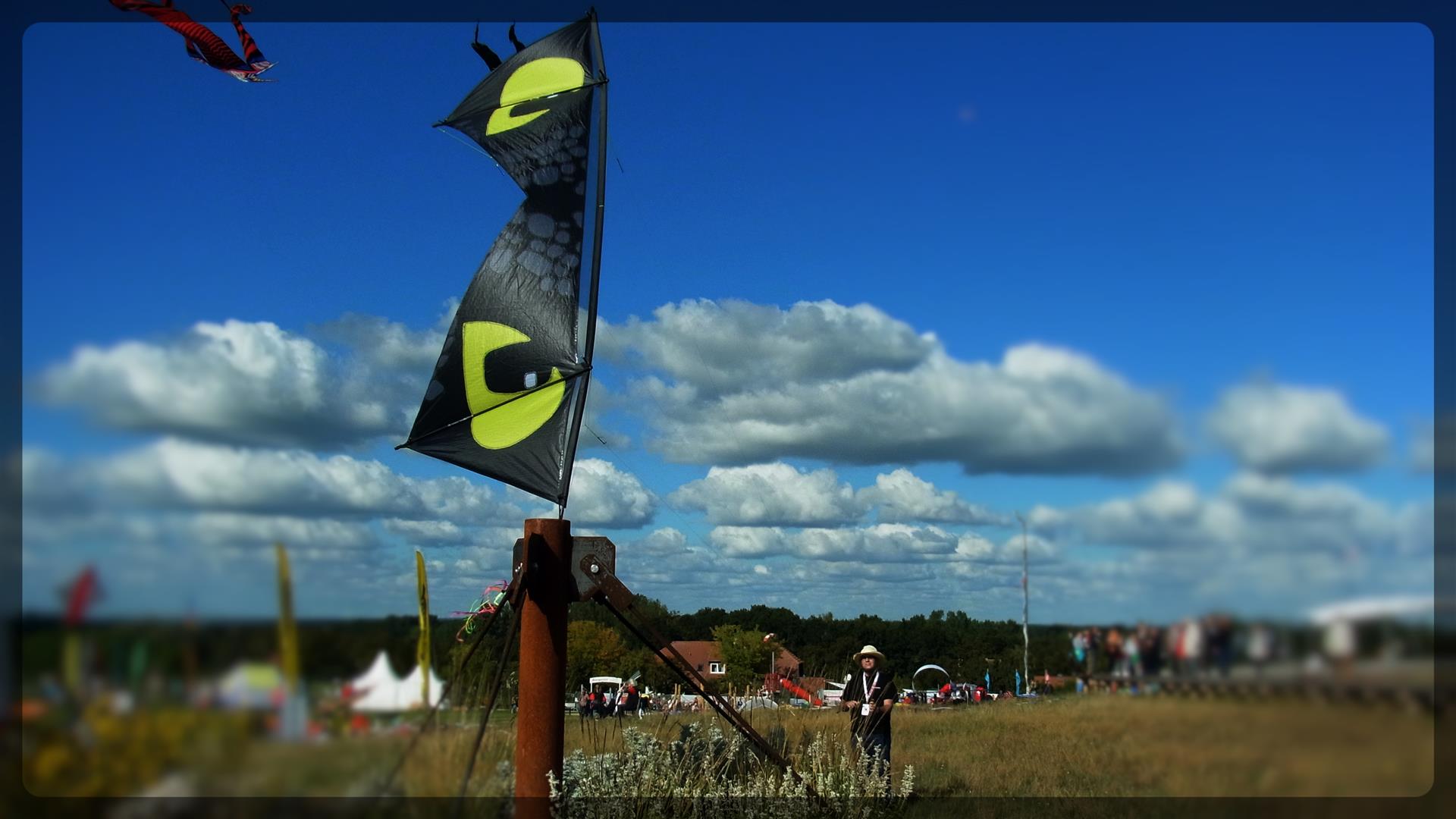 Individuell Anfertigung "Ohne Zahn" von cengel-kites.de auf dem Shape eines CE-Light's