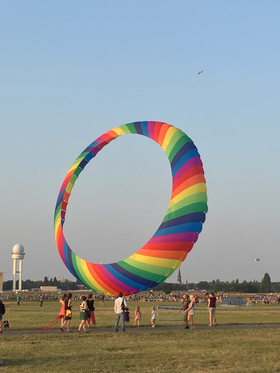Riesenbol auf dem Festival der Riesendrachen