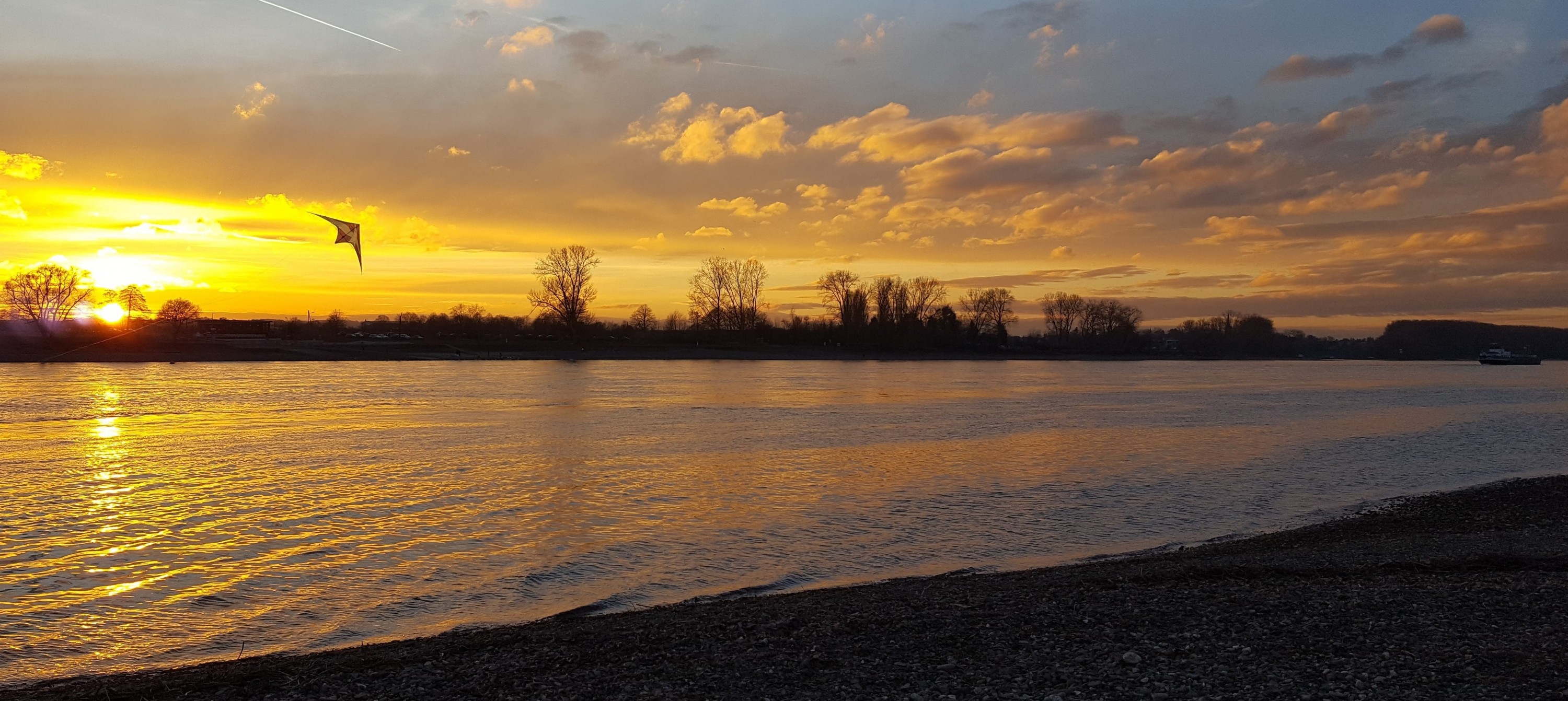 x-kite am Rhein-Siegmümdung