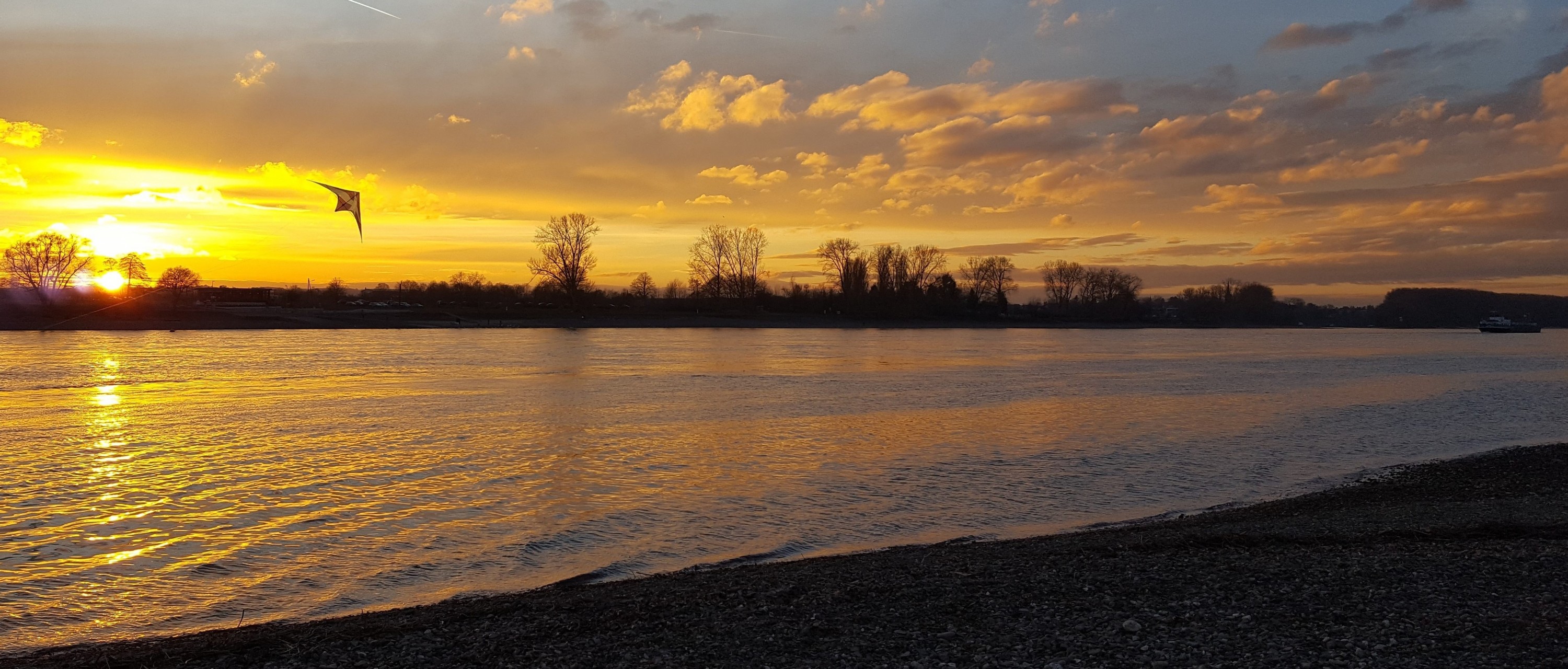 x-kite am Rhein-Siegmüngung