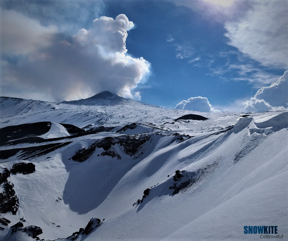 Ride up Ätna Nord Peak mit dem Snowkite