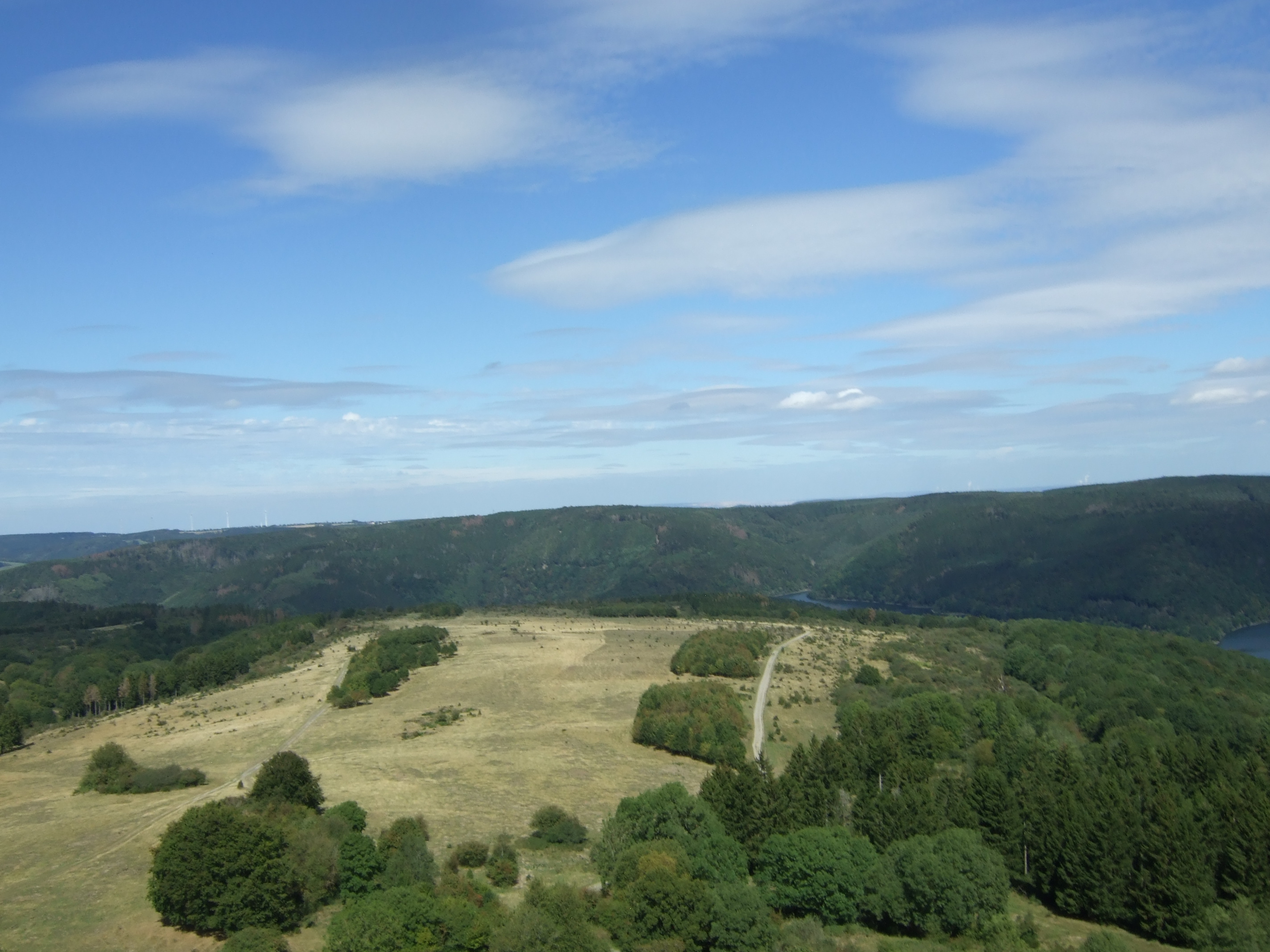 Eifel: Urfttal mit Kermeter