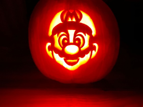 Halloween Kürbis 2020 "Mario"