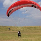 Gleitschirmpilot auf der Halde