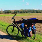 Drachentransport mit Fahrrad